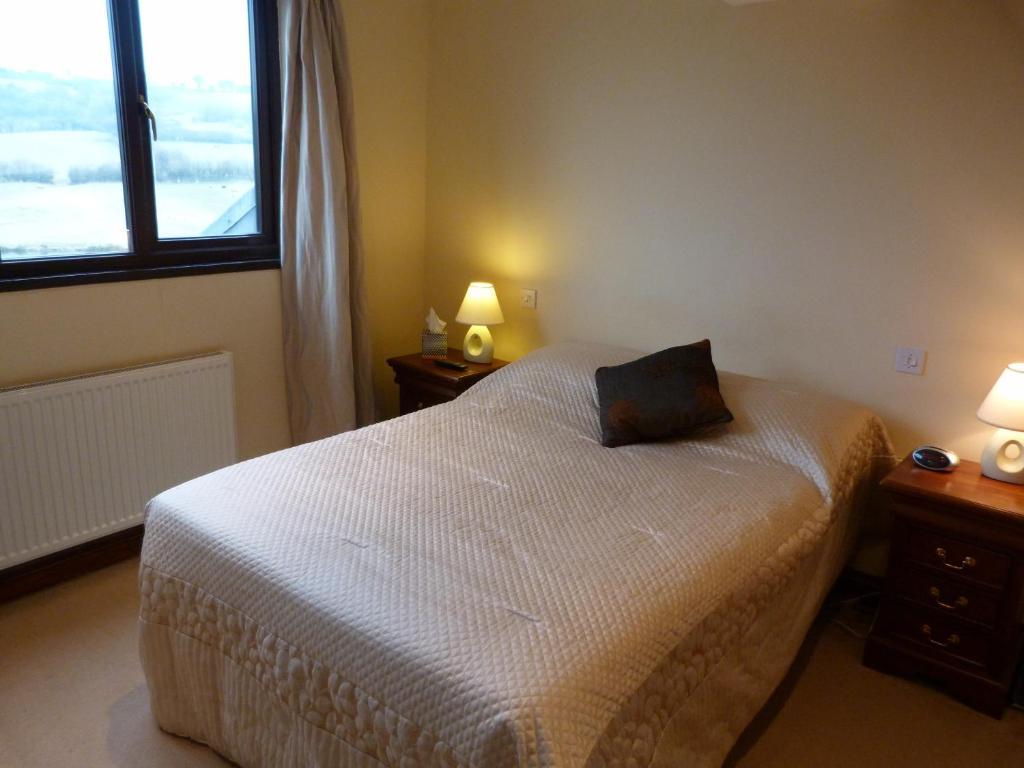 Cameley Lodge - Self Catering Temple Cloud Стая снимка