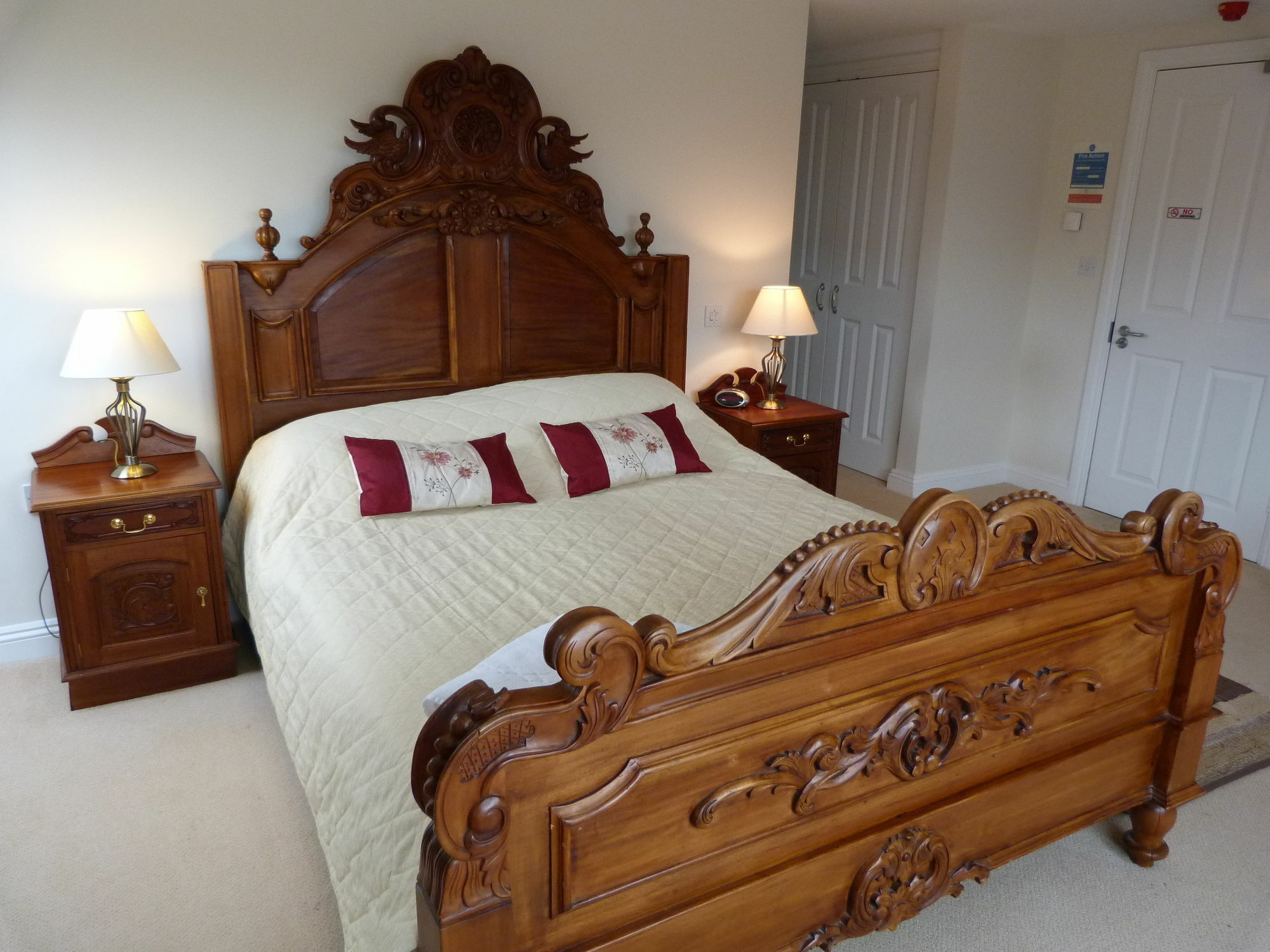 Cameley Lodge - Self Catering Temple Cloud Екстериор снимка